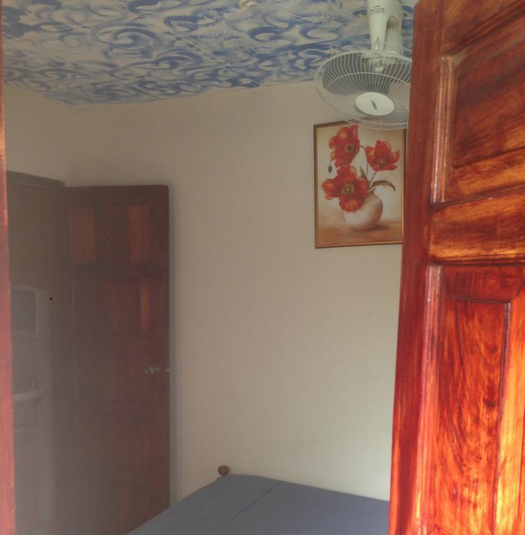 Hostal Brisas Y Olas San Juan del Sur Chambre photo